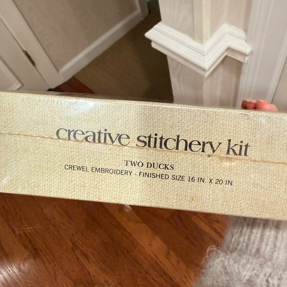 VINTAGE Embroidery Kit NWT with Colorful Birds Design - Picture 6 of 6